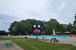 6340 Greenwood Pkwy, Sagamore Hills, OH 44067 - Photo 19