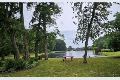 6340 Greenwood Parkway #405, Sagamore Hills, OH 44067 - Photo 23