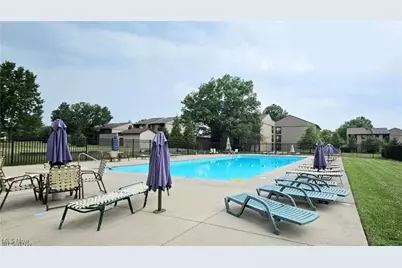 6340 Greenwood Parkway #405, Sagamore Hills, OH 44067 - Photo 21