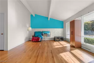 3081 Bancroft Rd, Fairlawn, OH 44333 - Photo 5