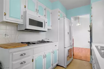 3081 Bancroft Road, Fairlawn, OH 44333 - Photo 15