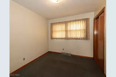1037 W 37th Street, Lorain, OH 44052 - Photo 25