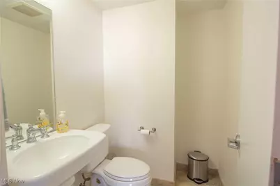 701 W Lakeside Avenue #501, Loveland, OH 44113 - Photo 19