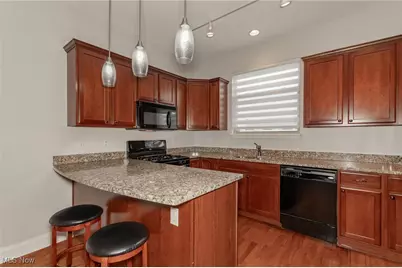 12591 Larchmere Boulevard #W-6, Loveland, OH 44120 - Photo 17