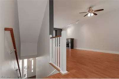 12591 Larchmere Boulevard #W-6, Loveland, OH 44120 - Photo 5