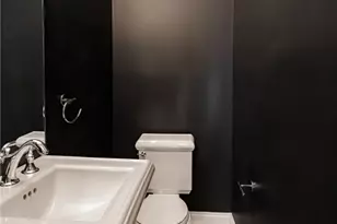 12591 Larchmere Blvd, Loveland, OH 44120 - Photo 19