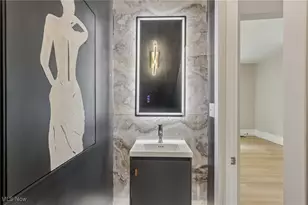 10225 Baltic Rd, Loveland, OH 44102 - Photo 5