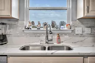 13277 Bursley Rd, Spencer, OH 44275 - Photo 5