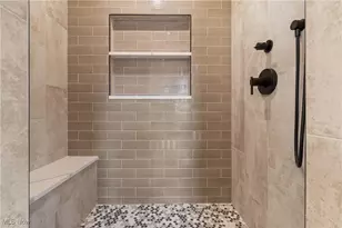 5858 Springlake Rd NW, Canton, OH 44718 - Photo 15