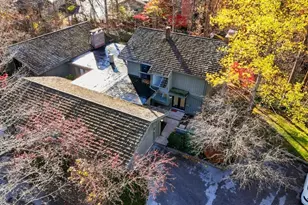 702-22 Fairington Dr, Aurora, OH 44202 - Photo 3