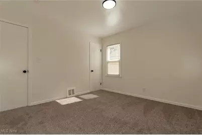 4839 E 94th Street, Garfield Heights, OH 44125 - Photo 17