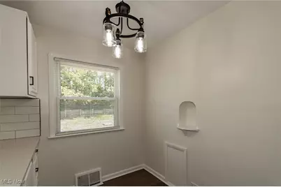 4839 E 94th Street, Garfield Heights, OH 44125 - Photo 15