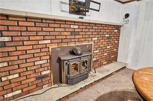 479 Junior Ave, Akron, OH 44312 - Photo 17