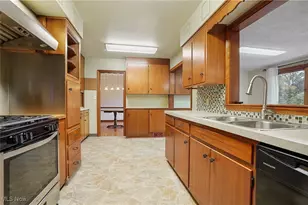 420 Woodland St, Ravenna, OH 44266 - Photo 15