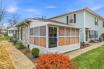 1356 Pembrooke Drive #A, Salem, OH 44460 - Photo 7