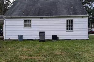 2224 Coral Sea Dr, Youngstown, OH 44511 - Photo 3