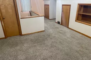 2224 Coral Sea Dr, Youngstown, OH 44511 - Photo 9