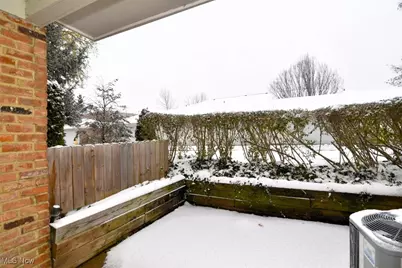 2217 Glouchester Drive #17 B, Lyndhurst, OH 44124 - Photo 29