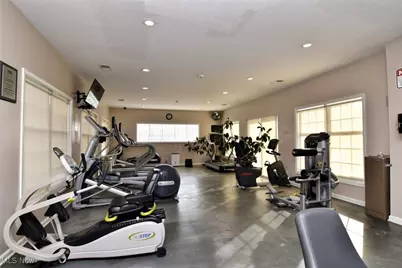 2217 Glouchester Drive #17 B, Lyndhurst, OH 44124 - Photo 39