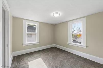 536 Yale Avenue, Barberton, OH 44203 - Photo 21