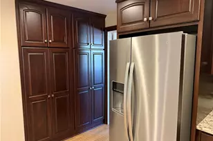 107 Broad St, St Clairsville, OH 43950 - Photo 5