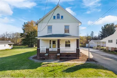 4034 Broadway Avenue NE, Louisville, OH 44641 - Photo 1