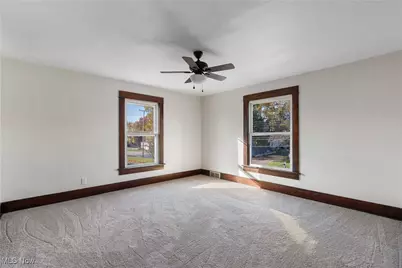 4034 Broadway Avenue NE, Louisville, OH 44641 - Photo 17