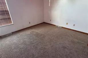 1233 Red Tail Hawk Ct, Boardman, OH 44512 - Photo 9