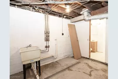 638 E Broad Street, Elyria, OH 44035 - Photo 45