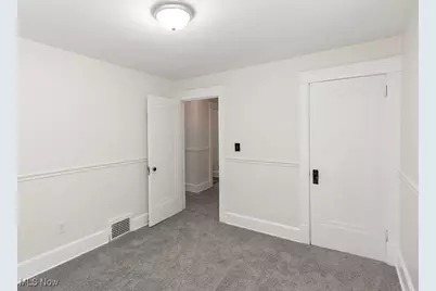 638 E Broad Street, Elyria, OH 44035 - Photo 23