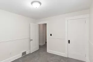 638 E Broad St, Elyria, OH 44035 - Photo 23