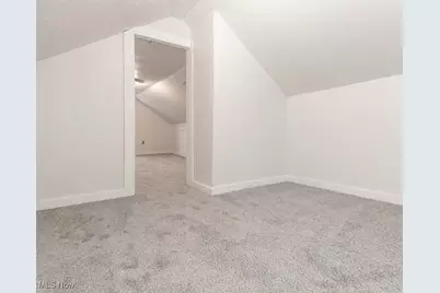 638 E Broad Street, Elyria, OH 44035 - Photo 27