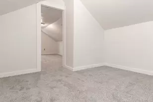 638 E Broad St, Elyria, OH 44035 - Photo 27