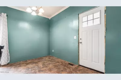 126 W 3rd Street, Frazeysburg, OH 43822 - Photo 11