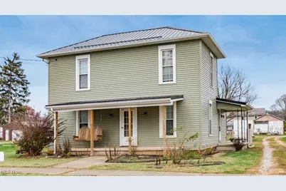 126 W 3rd Street, Frazeysburg, OH 43822 - Photo 1