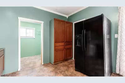 126 W 3rd Street, Frazeysburg, OH 43822 - Photo 17