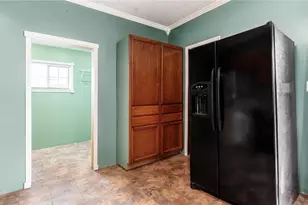 126 W 3rd St, Frazeysburg, OH 43822 - Photo 17