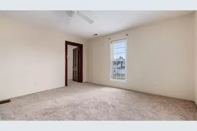 126 W 3rd Street, Frazeysburg, OH 43822 - Photo 23