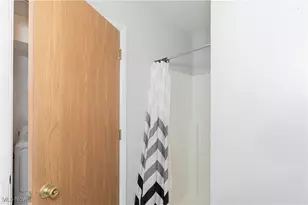 7184 Lexington Ct, Northfield Center, OH 44067 - Photo 27