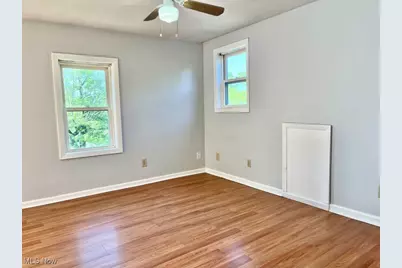 1104 4th Street SW, Massillon, OH 44647 - Photo 9