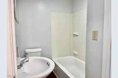 1104 4th Street SW, Massillon, OH 44647 - Photo 17