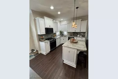 31866 Hazelwood Lane, Avon Lake, OH 44012 - Photo 5