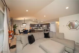 1393 Cross Cove, Austintown, OH 44515 - Photo 17