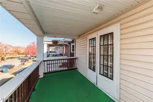 2035 Chesterland Ave, Oakwood, OH 44107 - Photo 41