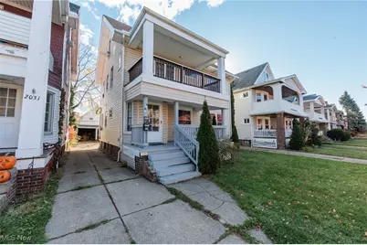 2035 Chesterland Avenue #up, Oakwood, OH 44107 - Photo 3