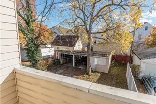 2035 Chesterland Ave, Oakwood, OH 44107 - Photo 31