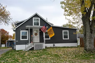 11380 Johnson Avenue NE, Alliance, OH 44601 - Photo 1