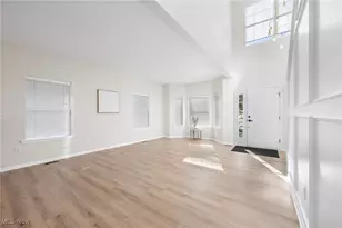 3011 Bluestone Ln, Huber Heights, OH 44146 - Photo 3