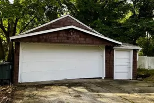 966 La Belle Ave, Akron, OH 44320 - Photo 11