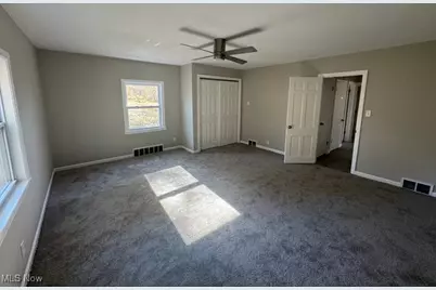 400 Calla Road W, Youngstown, OH 44514 - Photo 11